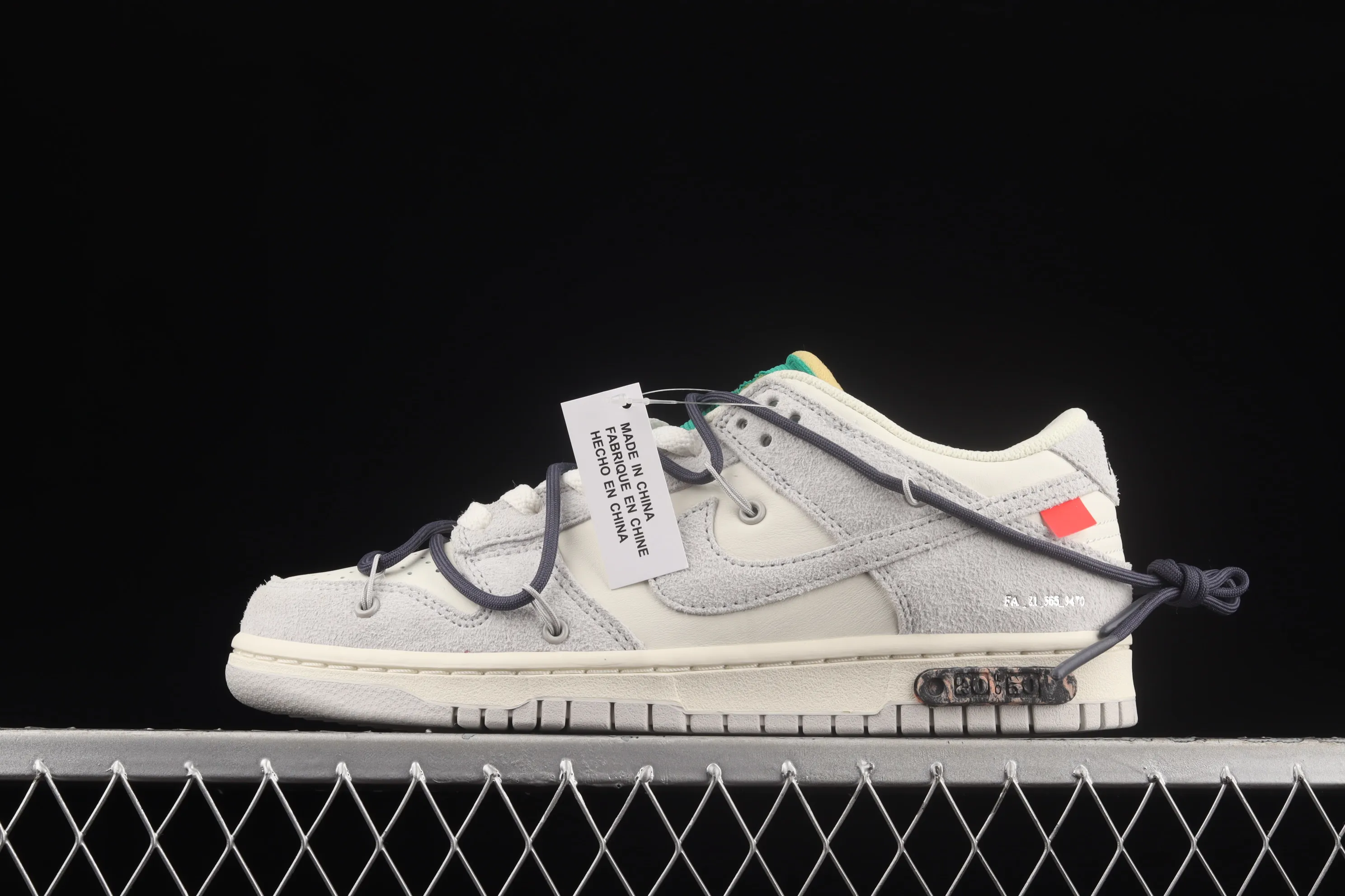 All Categories Nk SB Dunk Series Nk SB Dunk Low Low-top Sneakers Pure Original Version OF x Nk Dunk Low OW Suede SB Smash Backboard Fashion Casual Sneakers DJ0950-115